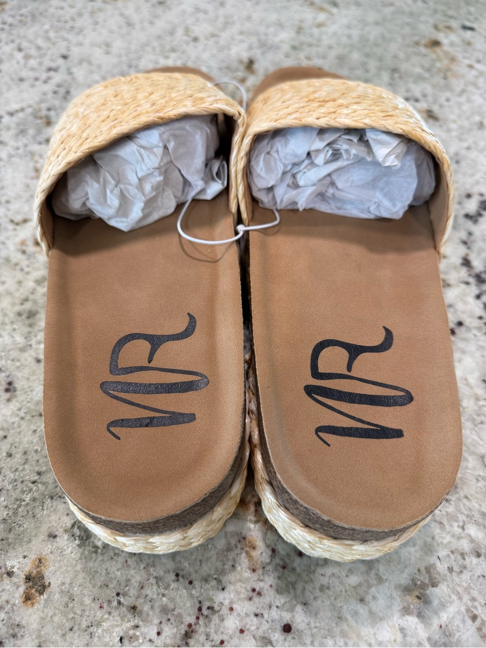 NOT RATED Platform SANDALS in Natural NEW - Picture 5 of 8